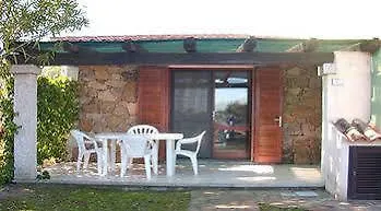 Domus 1 Apartment *